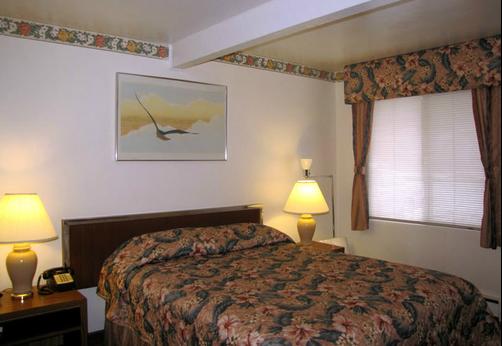 Riviera Inn - Port Angeles - Letto