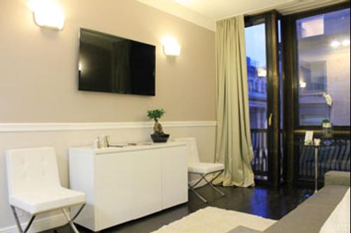 The Place - Black Orchid - Milano - Soggiorno