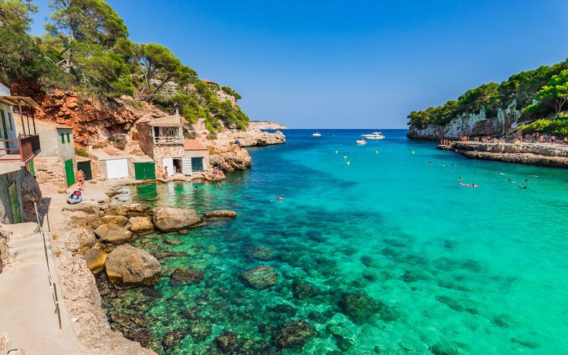 vulcano/Shutterstock.com | Mallorca