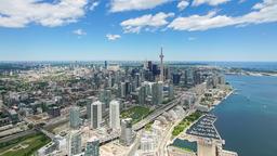 Trova voli low cost per Toronto