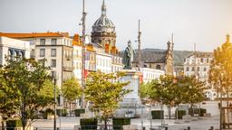 Trova voli economici per Clermont-Ferrand