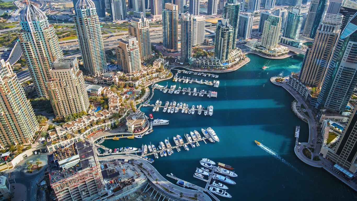 Auto a noleggio a Dubai Marina (Dubai)