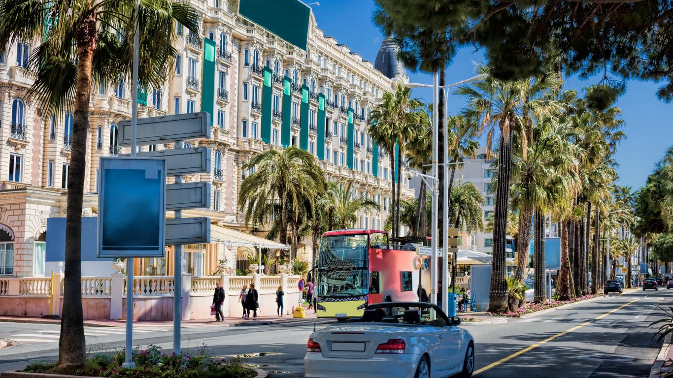 Auto a noleggio a Centre Ville (Cannes)