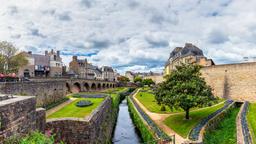 Elenchi di hotel a Vannes