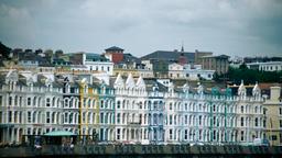 Elenchi di hotel a Douglas