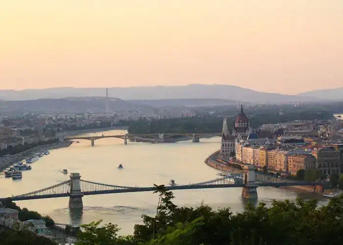Alex Andrei/Shutterstock.com | Budapest