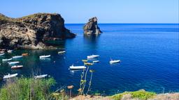 Elenchi di hotel a Pantelleria