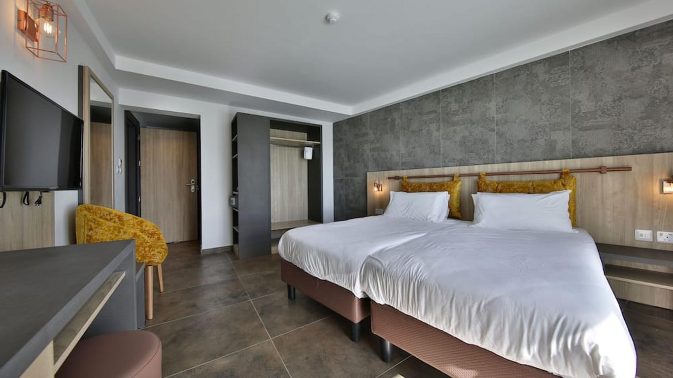 Ivy Hotel - Adults Only
