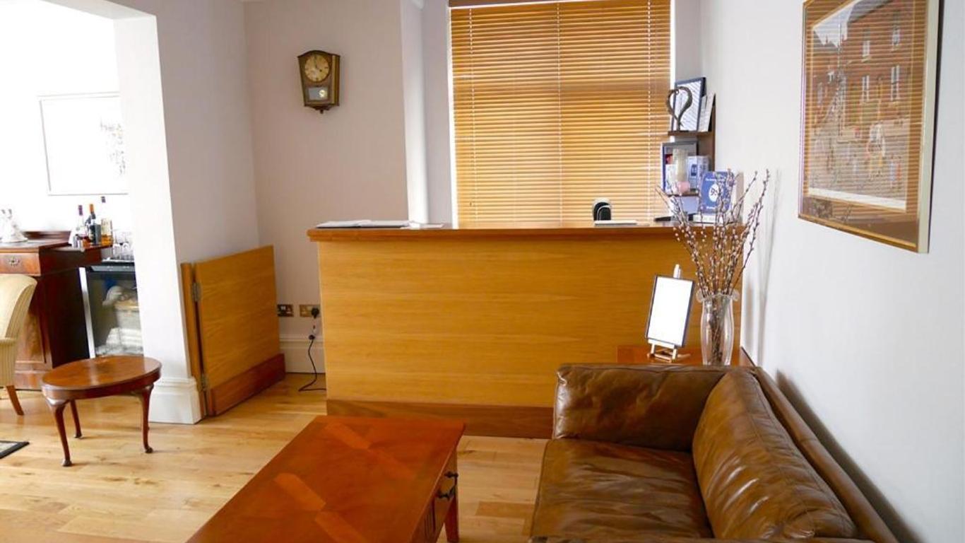 The Redstone Guesthouse