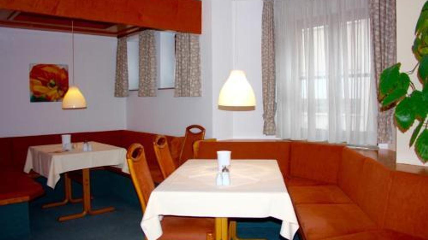 Hotel Blume Post