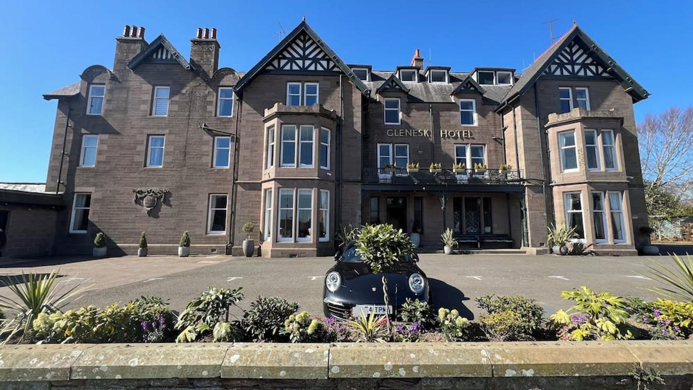 Glenesk Hotel