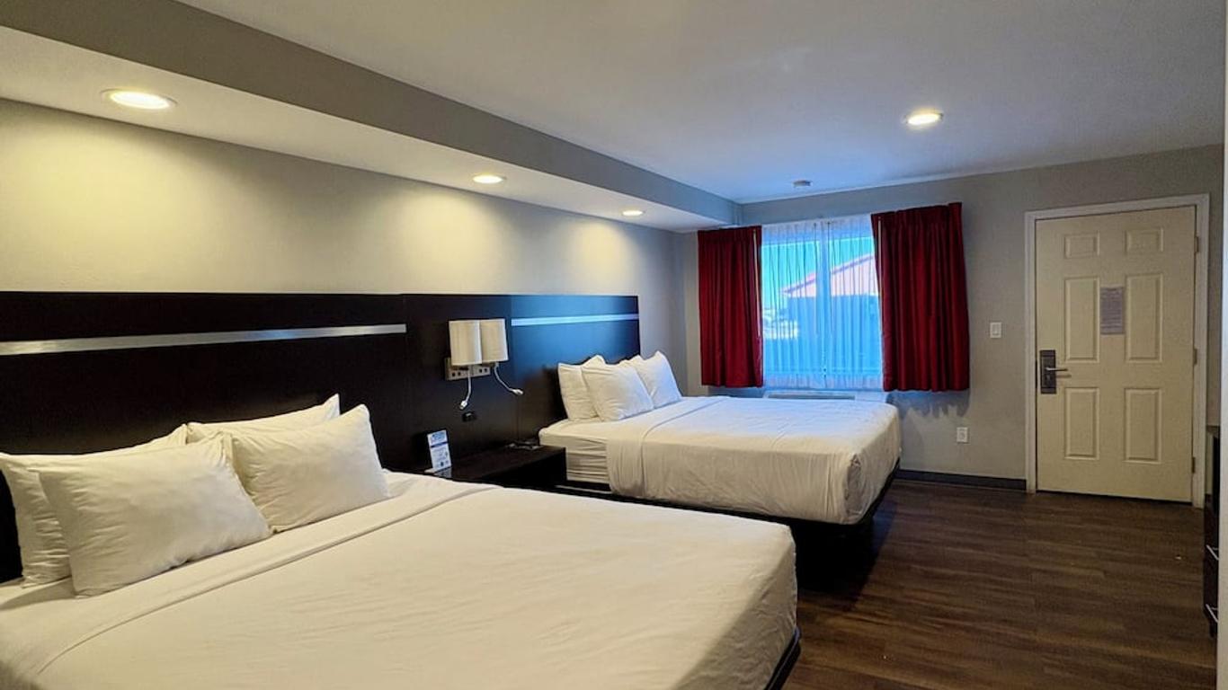 Americas Best Value Inn Wall