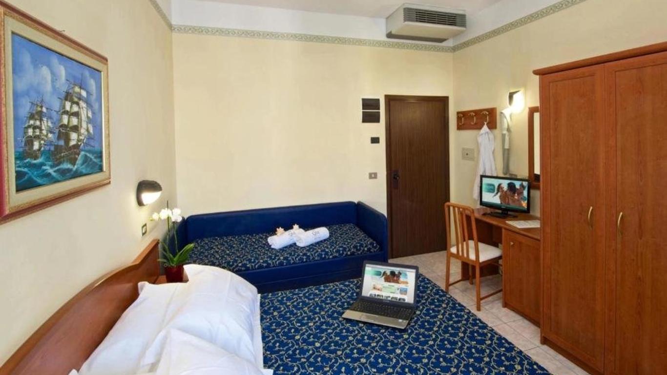Hotel Queen Mary
