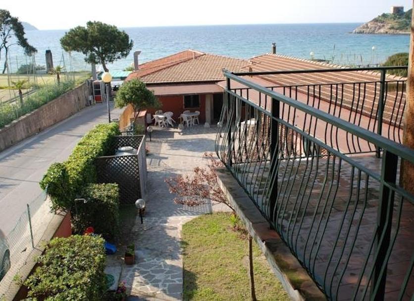 Vista esterna Foto