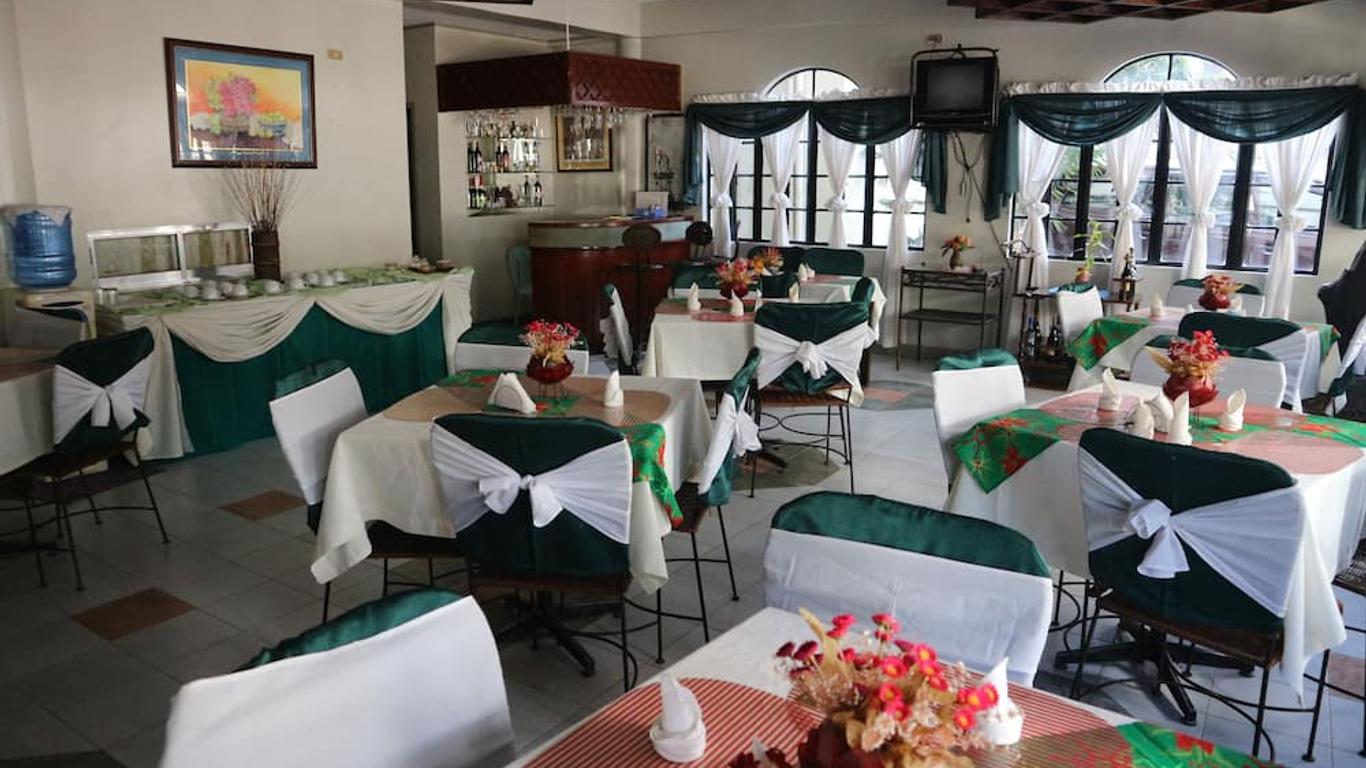 La Esperanza Hotel