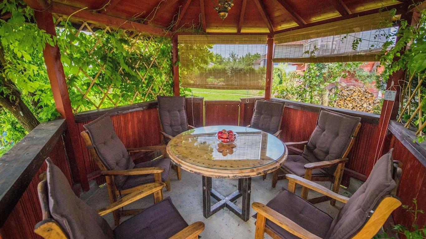 B&B Tara Garden