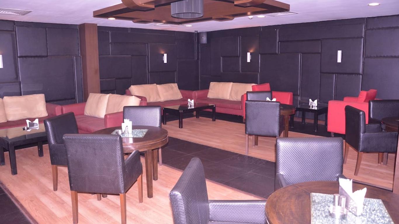 Hotel Saurabh Candy BY Peppermint