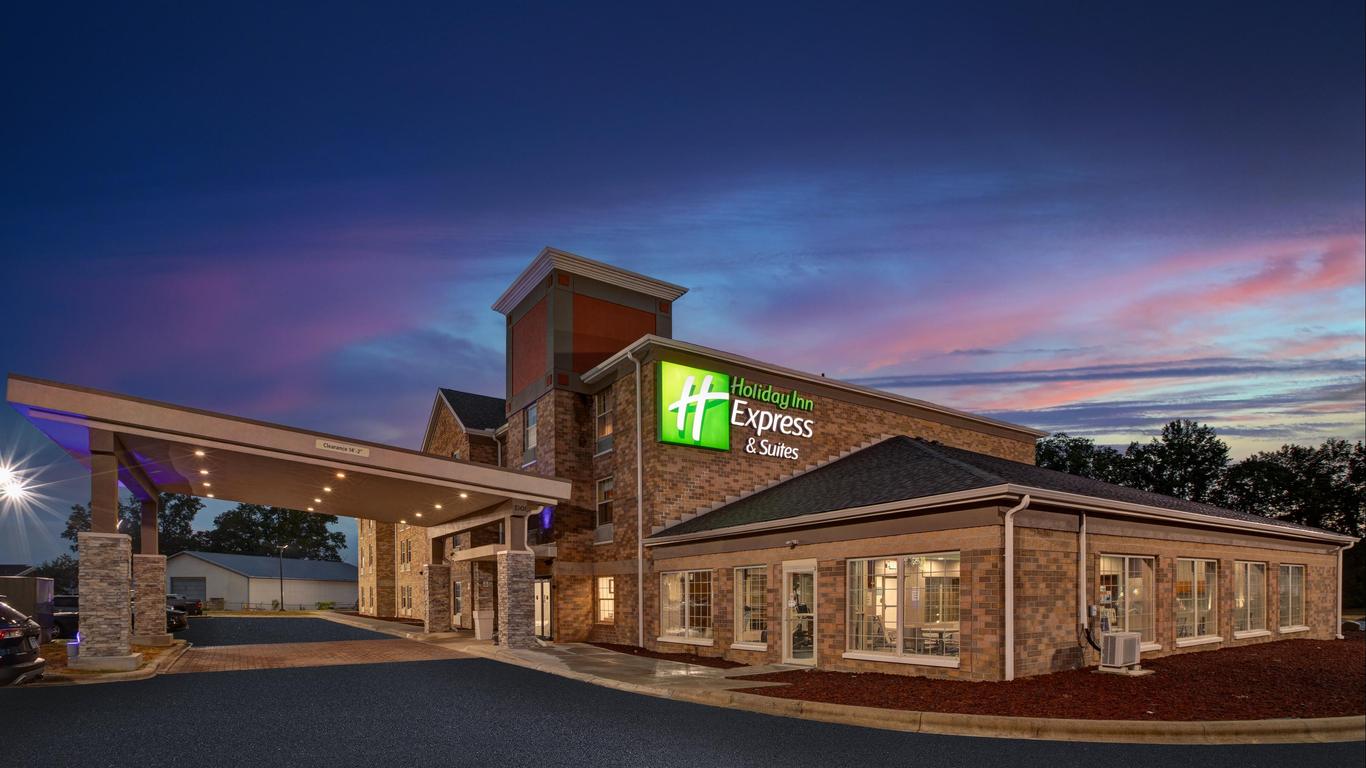 Holiday Inn Express & Suites Sunbury-Columbus Area