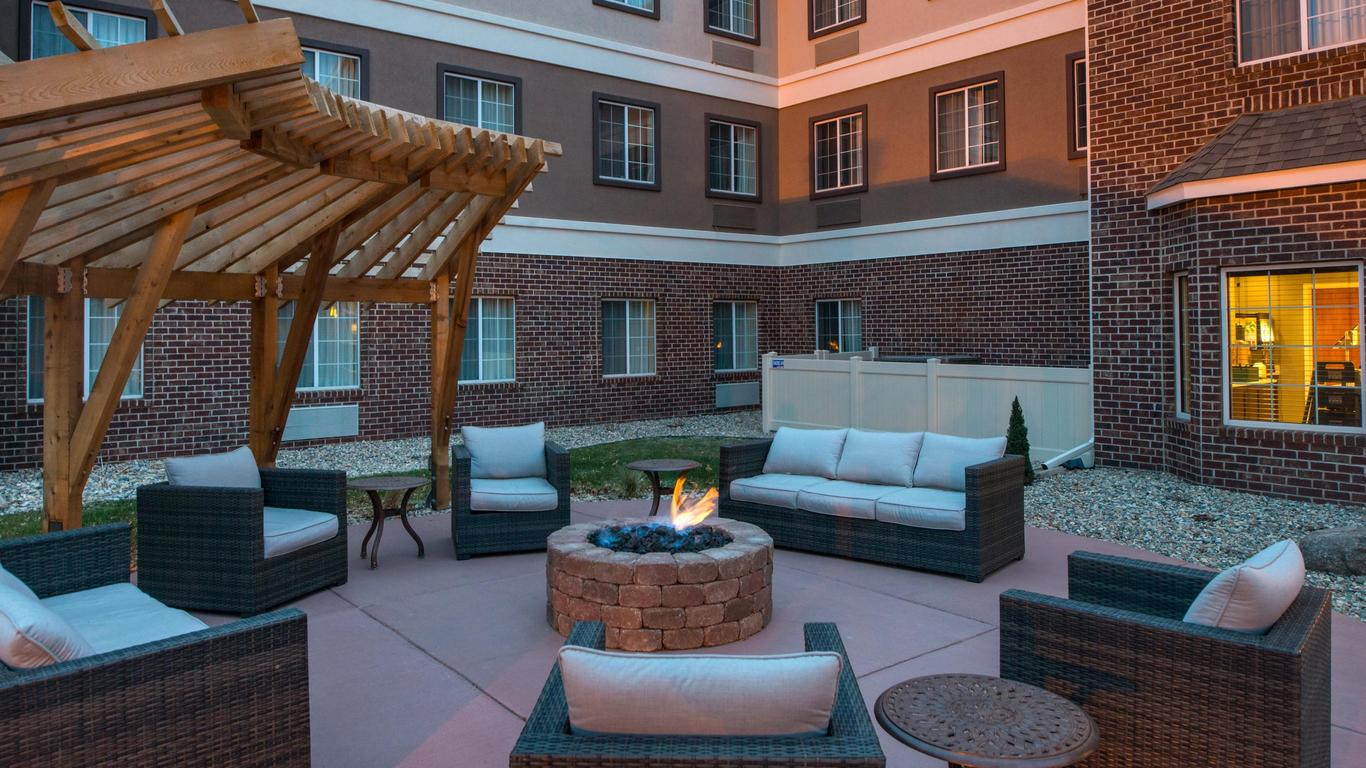 Staybridge Suites Sioux Falls At Empire Mall