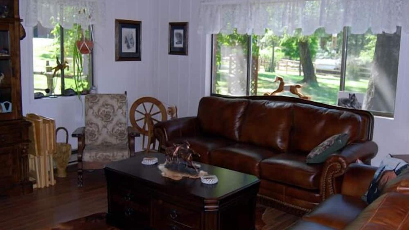 Lonesome Dove Guest Ranch