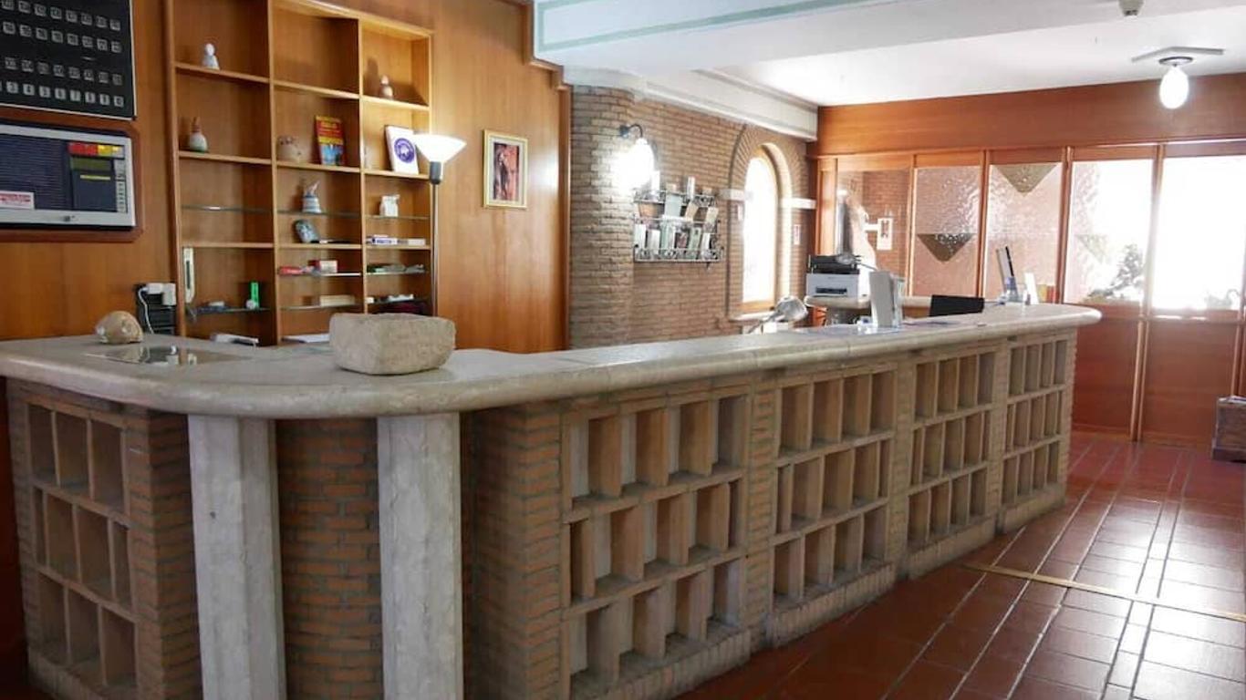 LH Albergo il Picchio