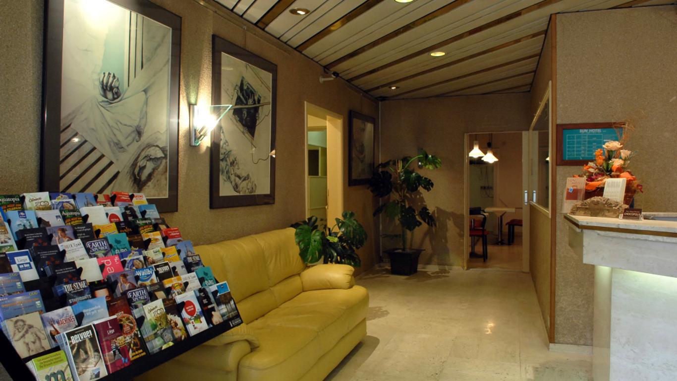 Sun Hotel