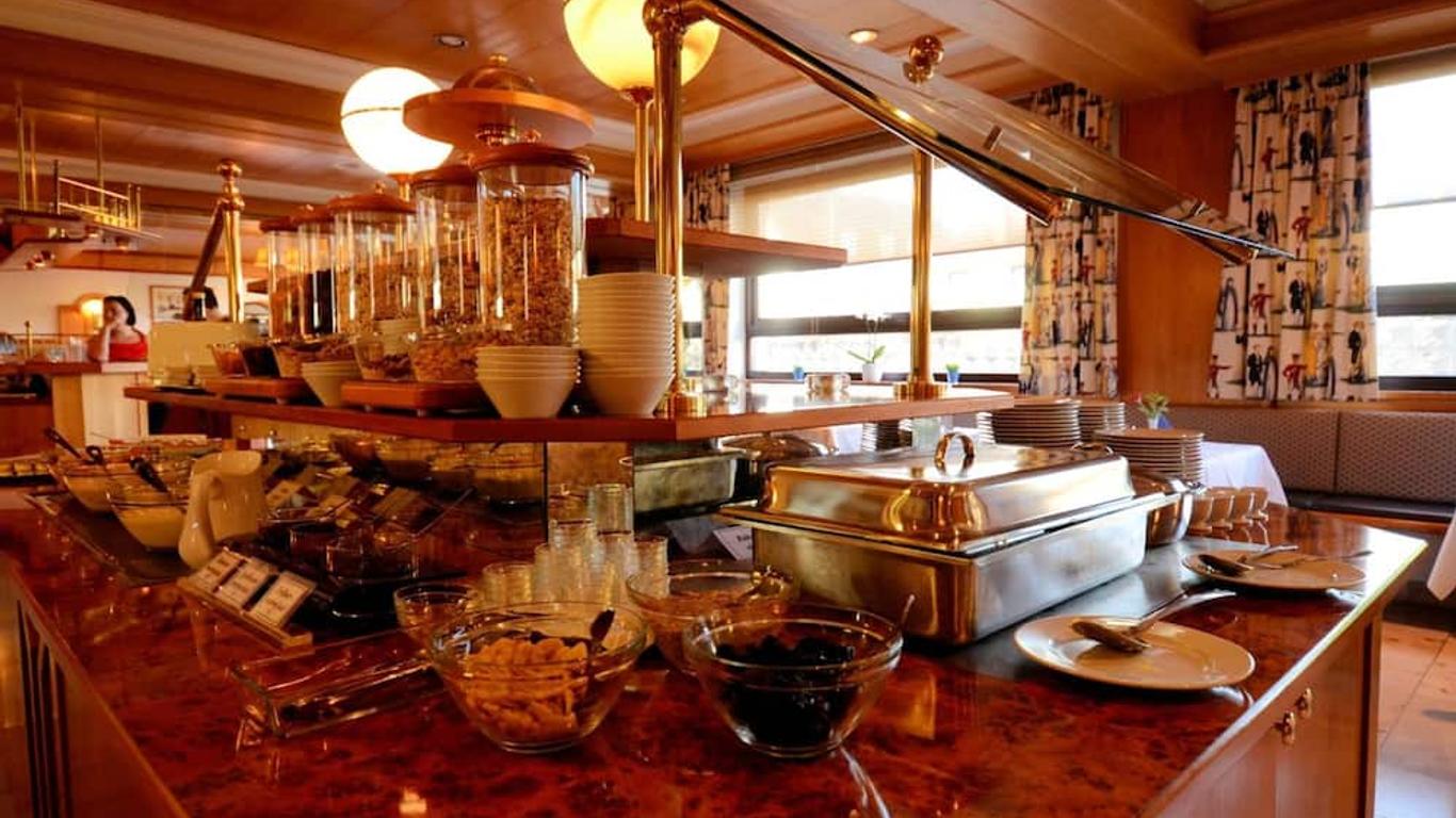 Hotel Altbacher Hof
