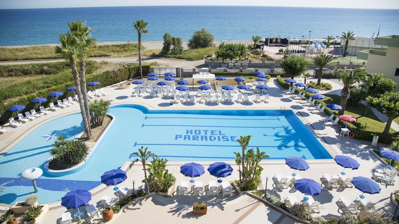 Hotel Village Paradise