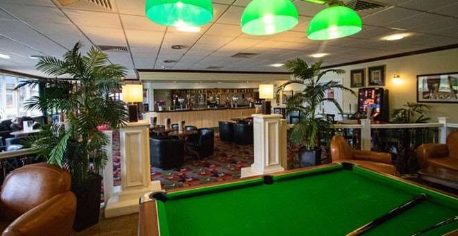 Bar