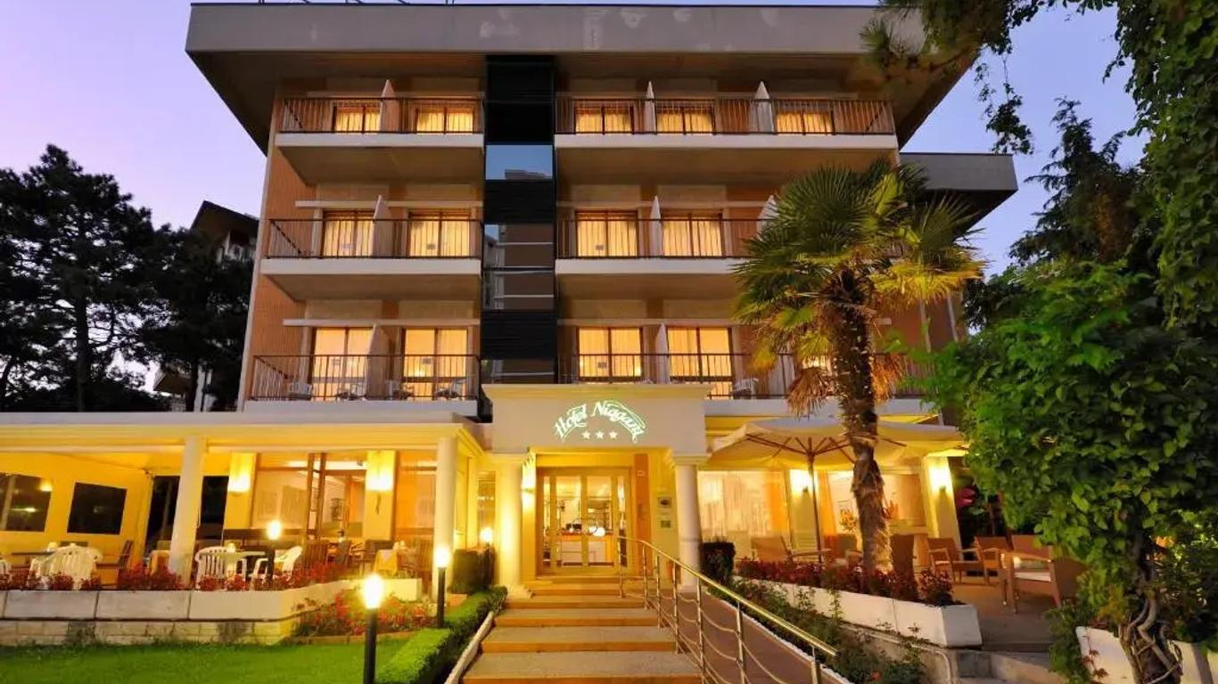 Hotel Niagara