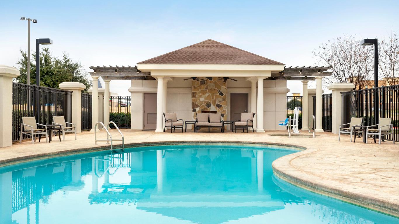 Holiday Inn Express & Suites Durant