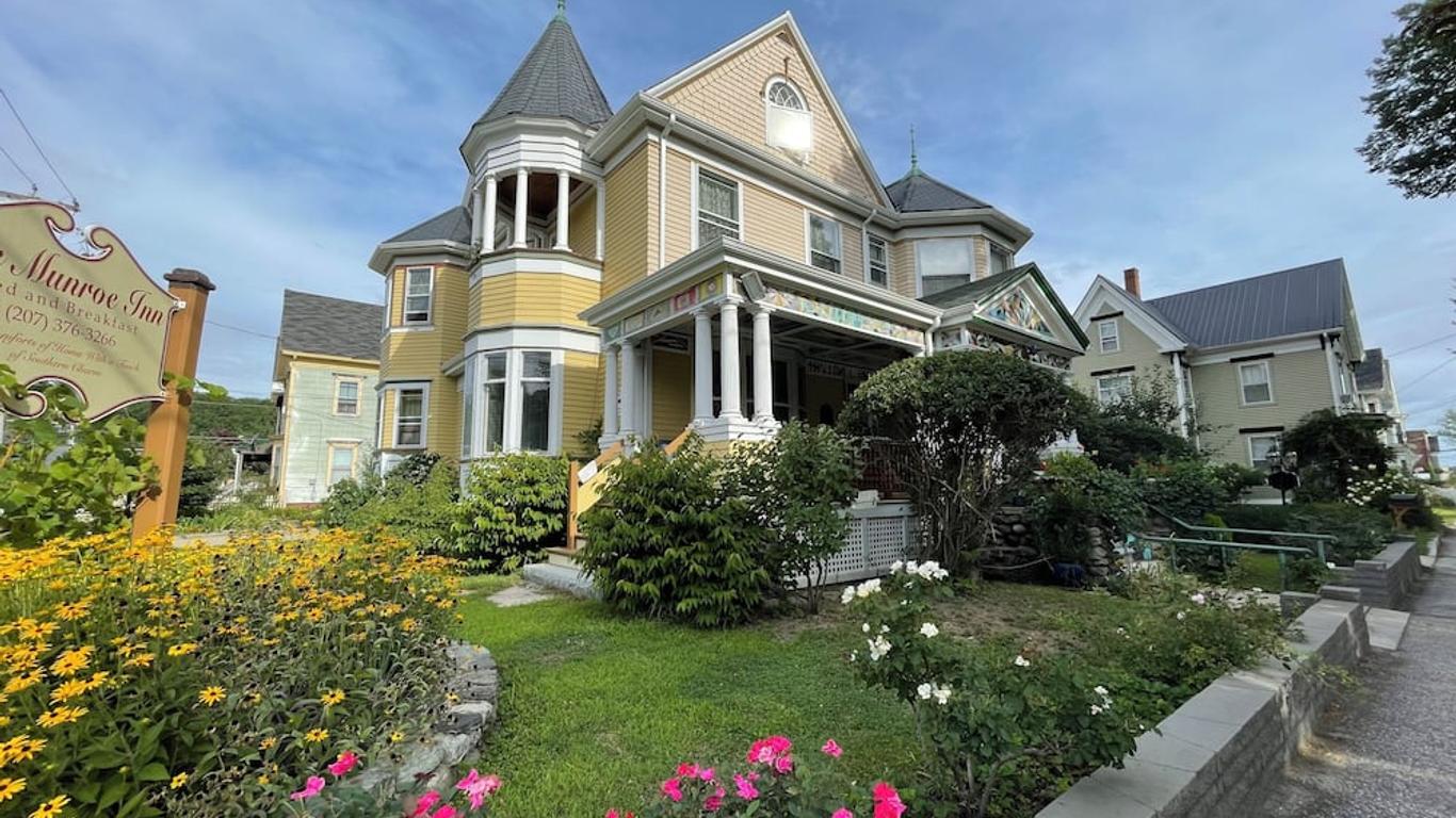 Munroe Inn Boutique Hotel