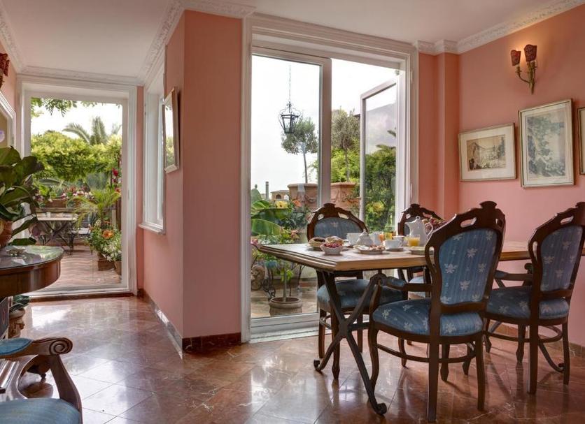 Sala pranzo Foto
