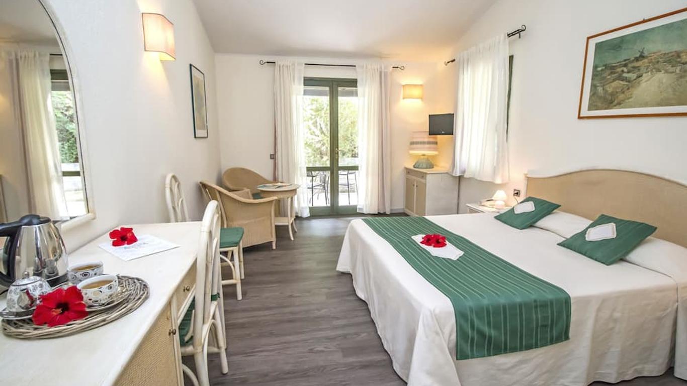 Albaruja Hotel