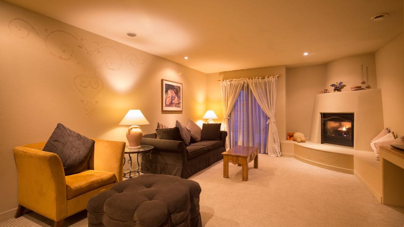 Poppy Springs Resort & Spa