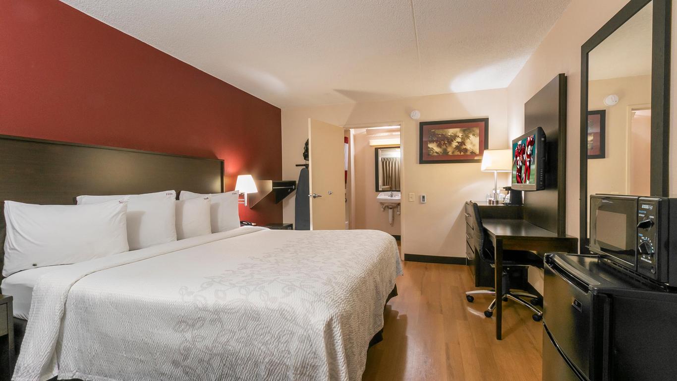 Red Roof Inn Plus+ Pittsburgh East - Monroeville