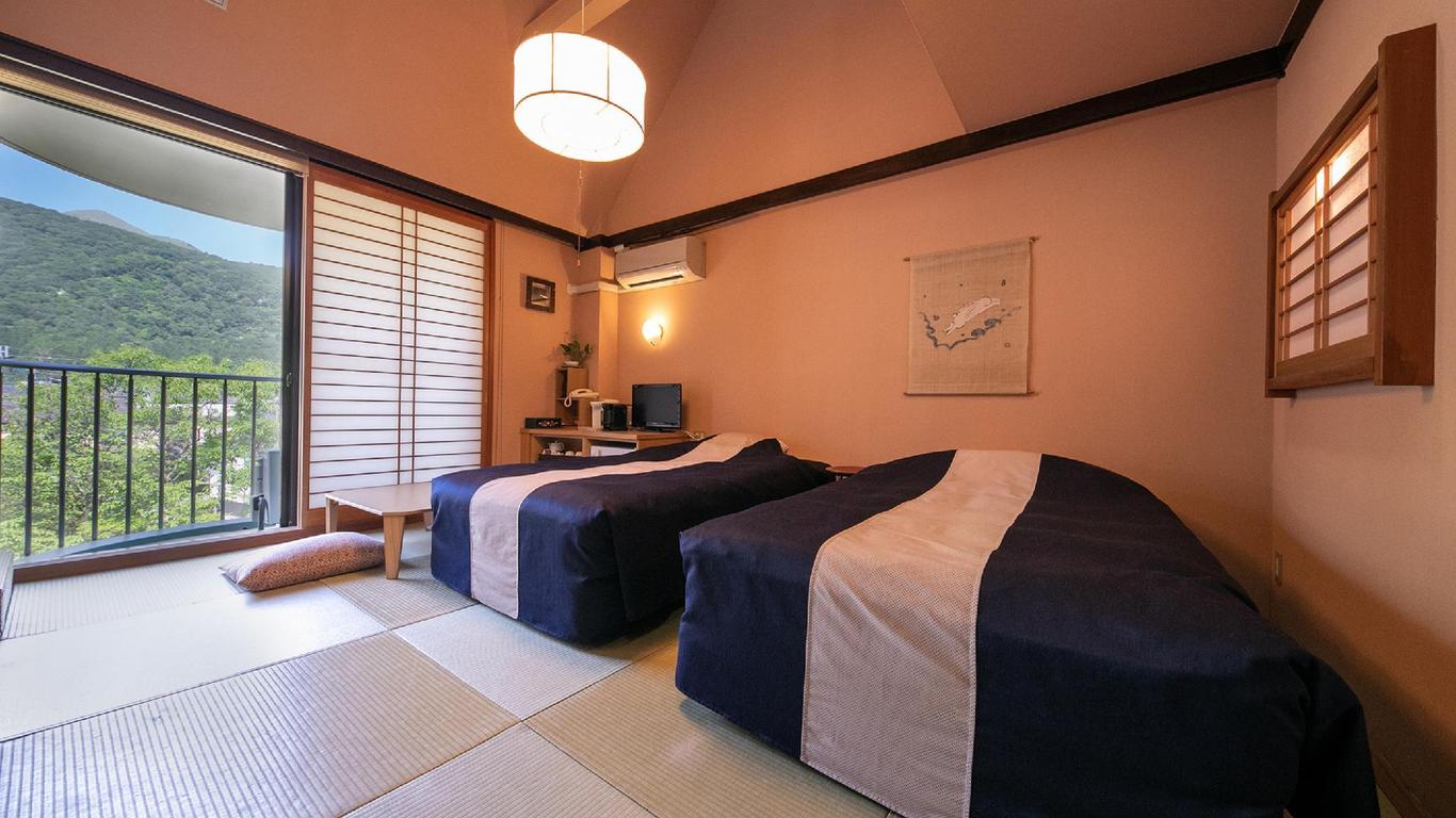 Yufuin Kahorinosato Hanamura