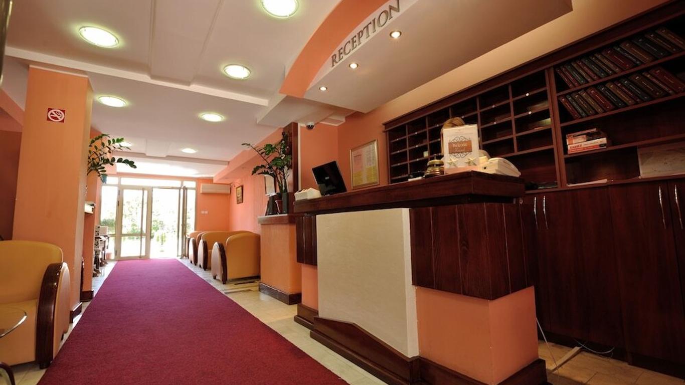 Hotel Djuric