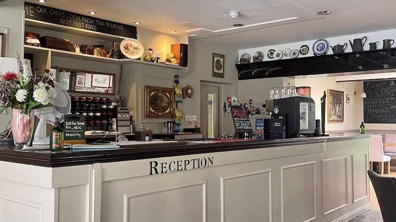The Horse & Hound Country Inn