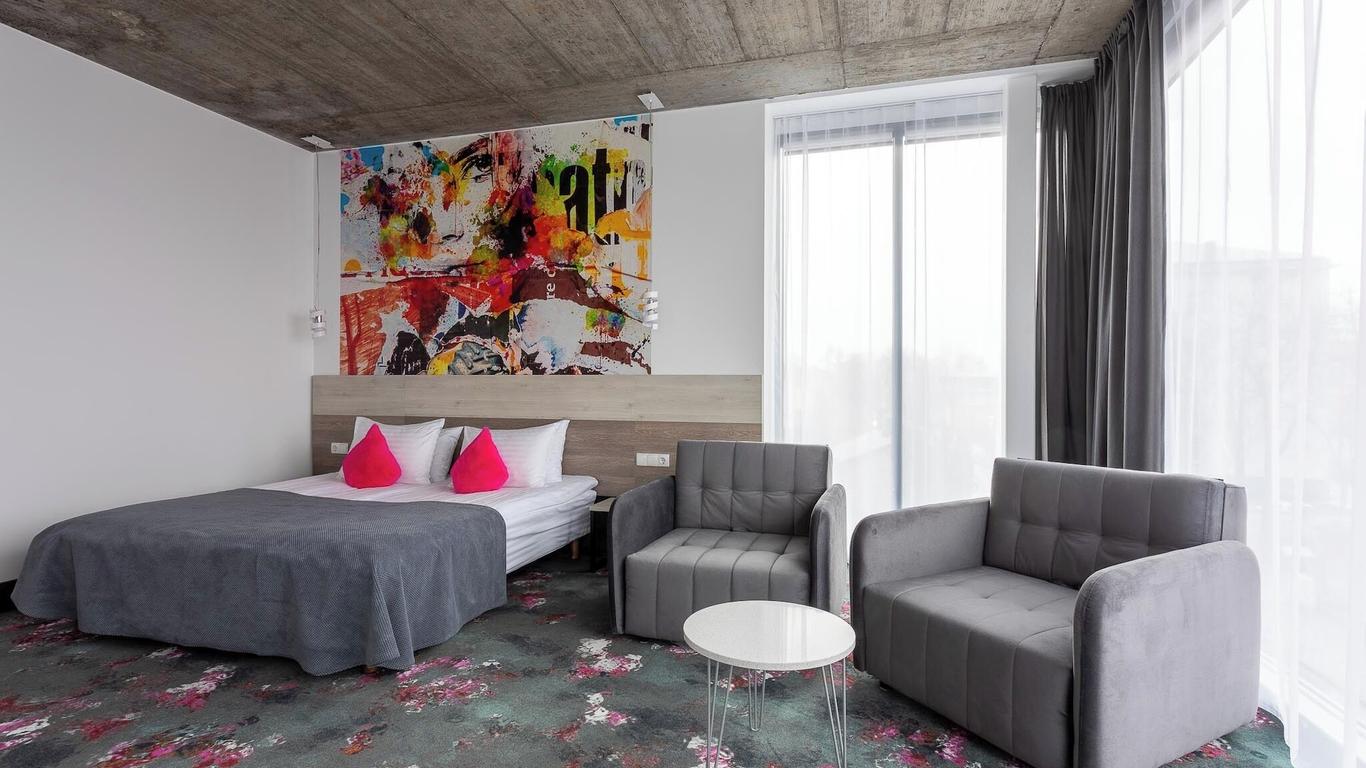 Algiro Hotel