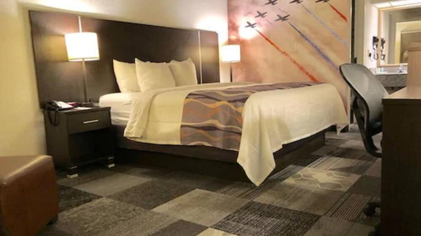Days Inn By Wyndham Eglin Afb