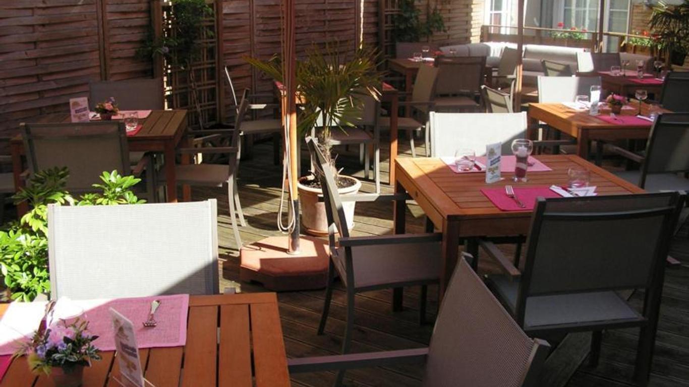 Logis Hôtel Restaurant L'Odyssée Champêtre