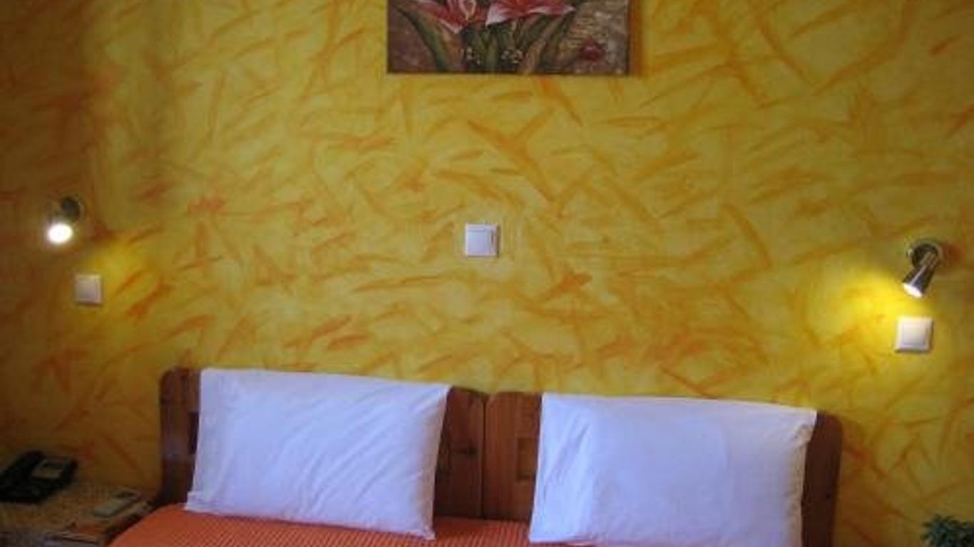 Thalia Hotel