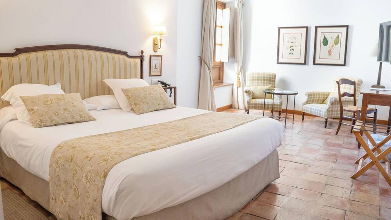 Hotel Puerta de la Luna