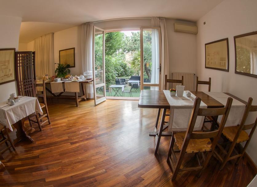 Sala pranzo Foto