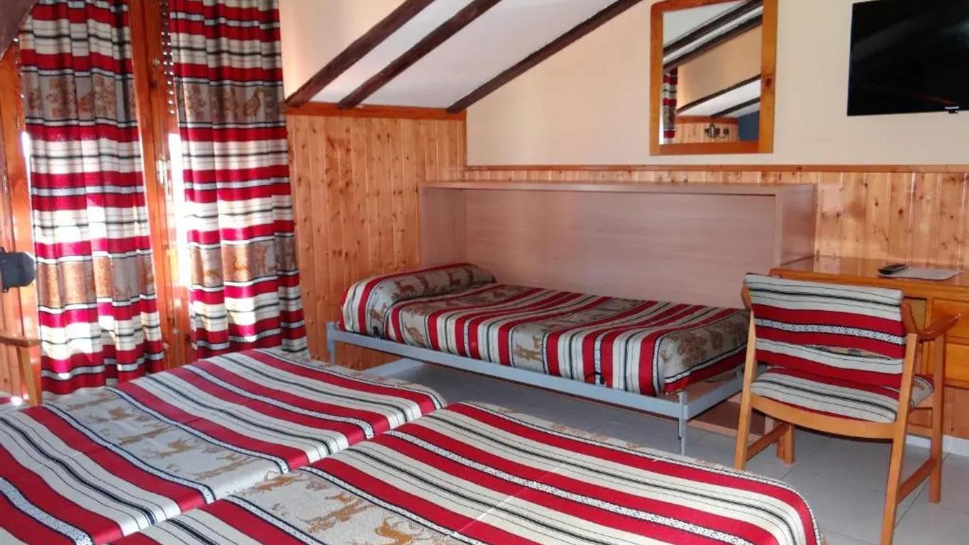 Hotel La Rueda 3000