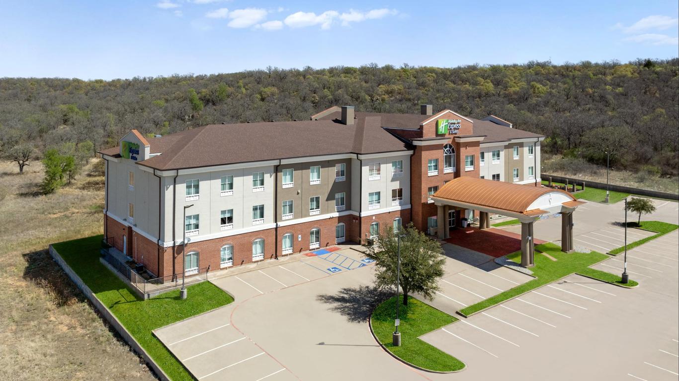 Holiday Inn Express & Suites Graham