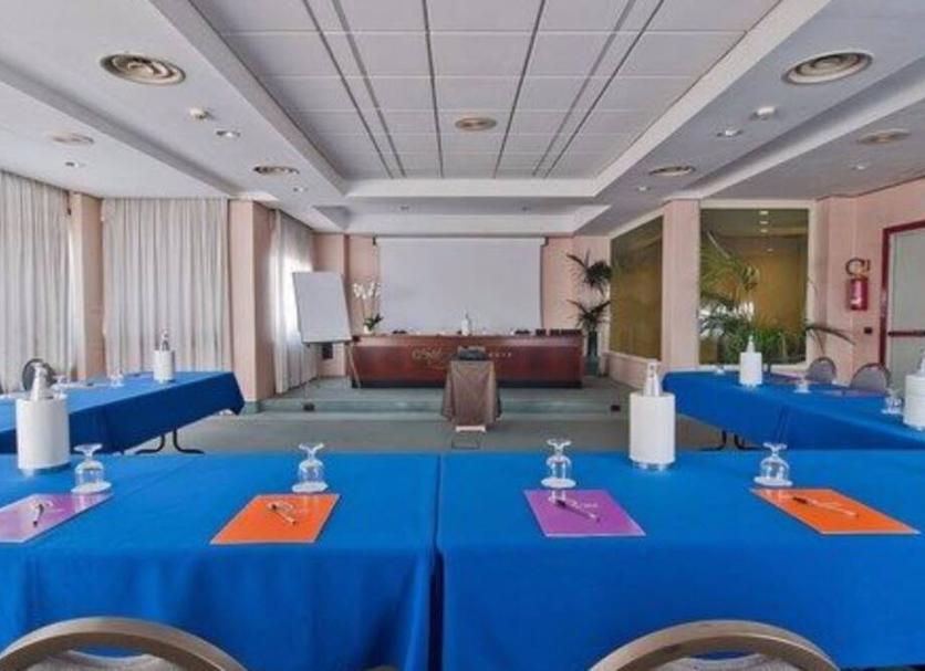 Sala conferenze Foto