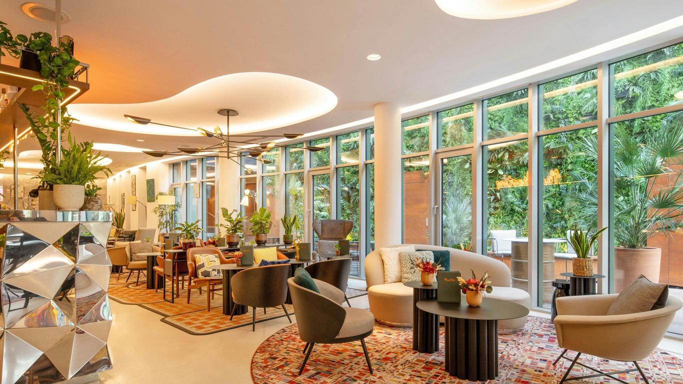 Renaissance Paris Republique Hotel & Spa