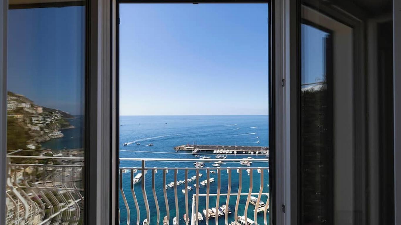 Apartments Amalfi Design Sea View